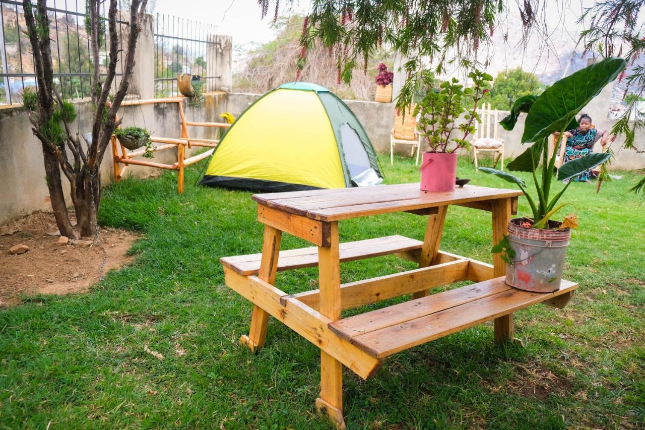 Emmy'S Backpackers Hostel Iringa Kültér fotó